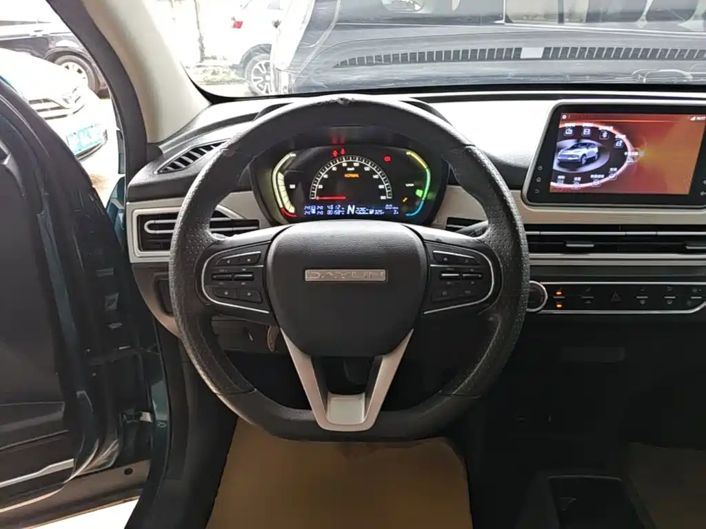 Dayun Yuehu 2022 2022 30.66kWh 2WD Standard Edition
