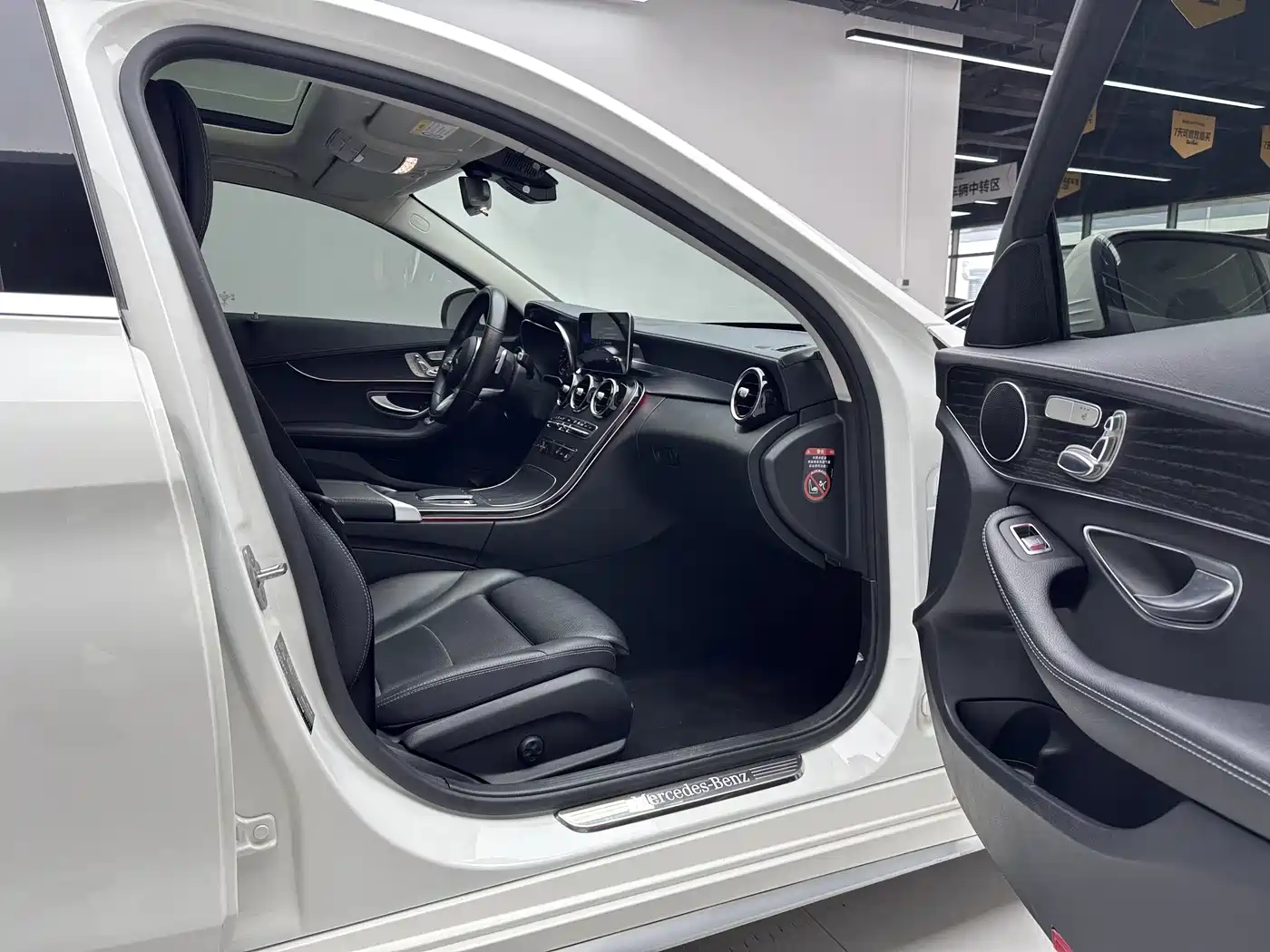 MERCEDES-BENZ C CLASS