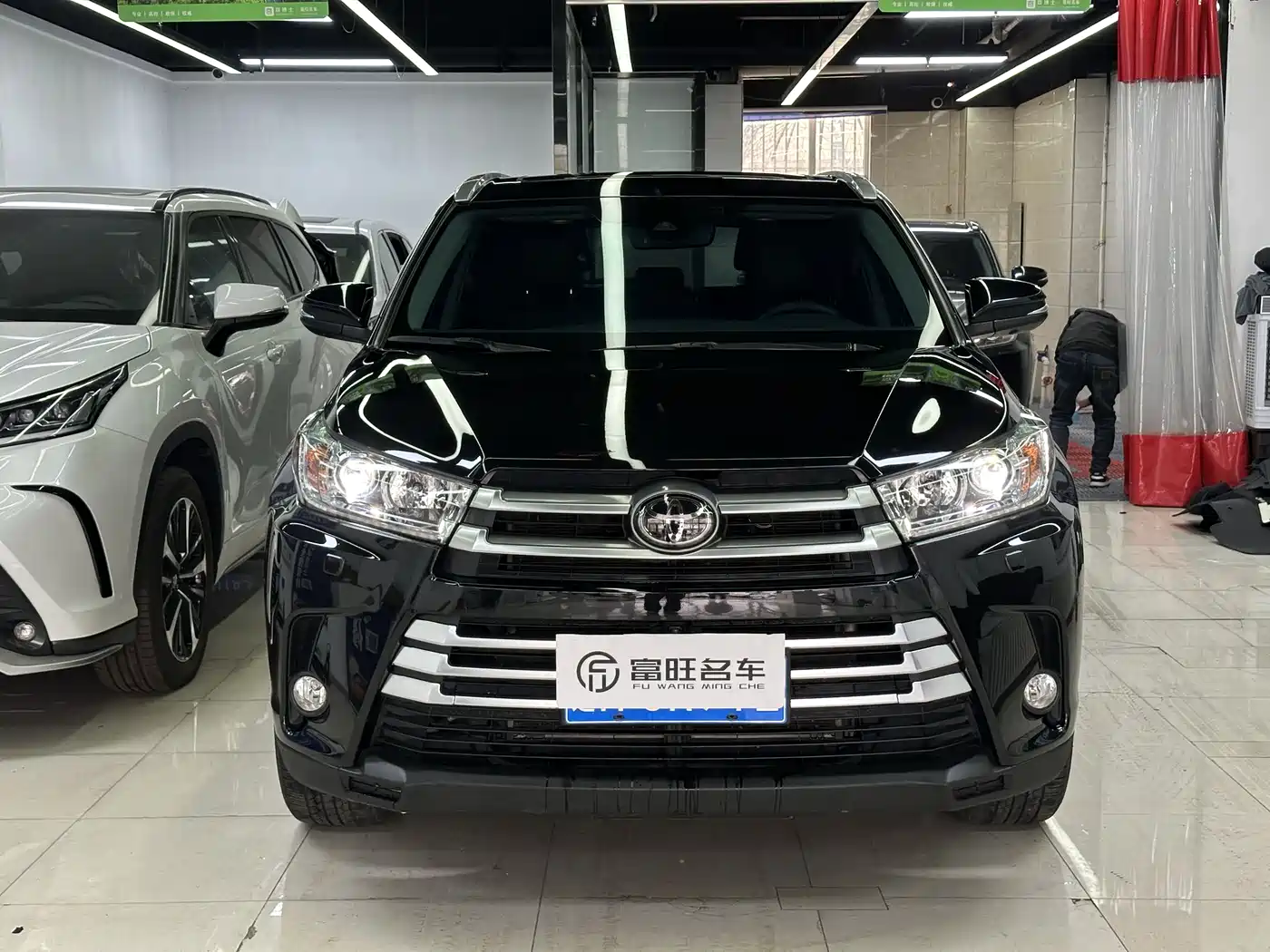 Toyota Highlander 2018 2.0T 4WD Ultimate 7-seater China VI фото 2
