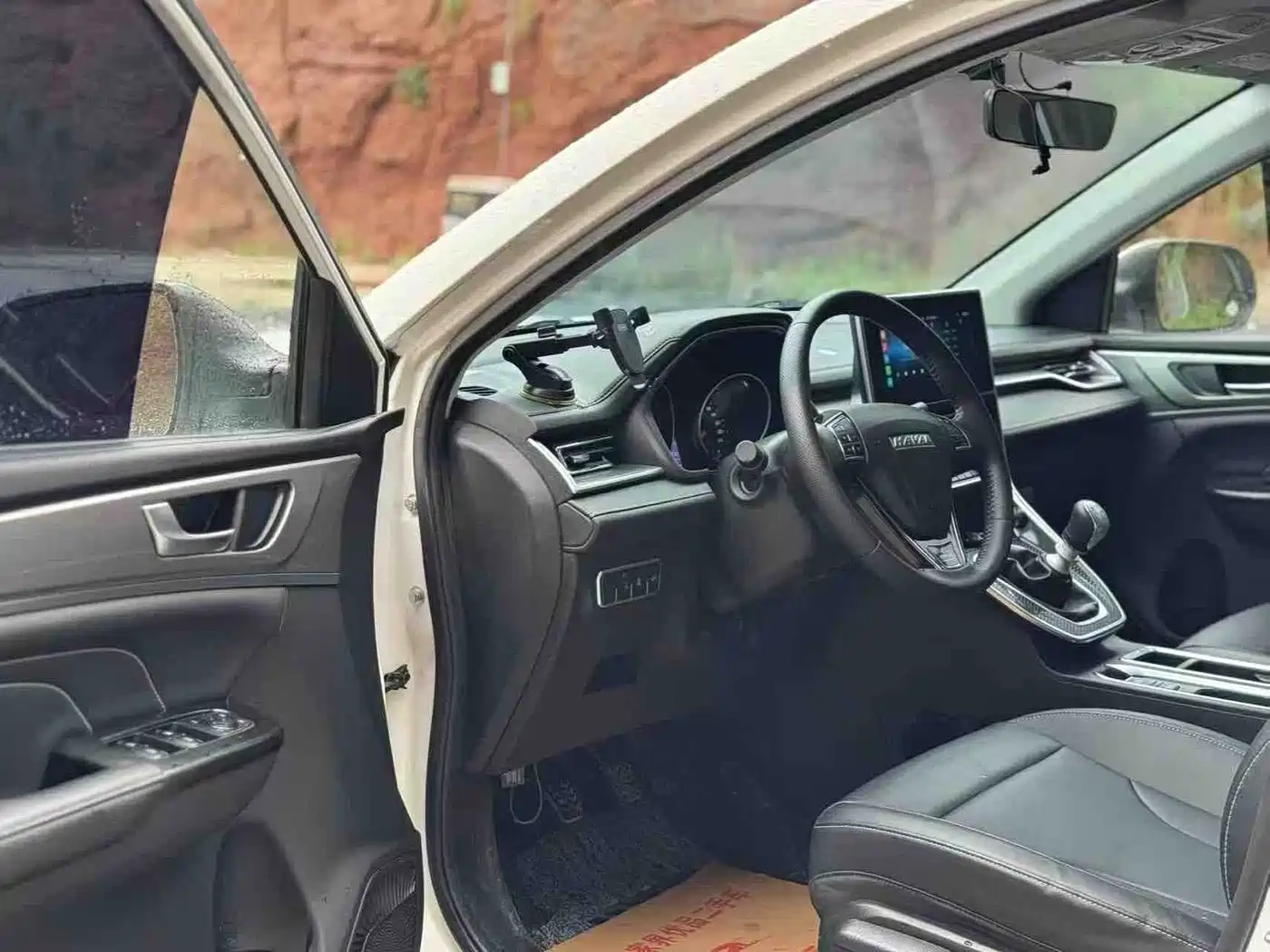 Haval M6 2021 PLUS 1.5T Manual Luxury Smart Connect фото 7