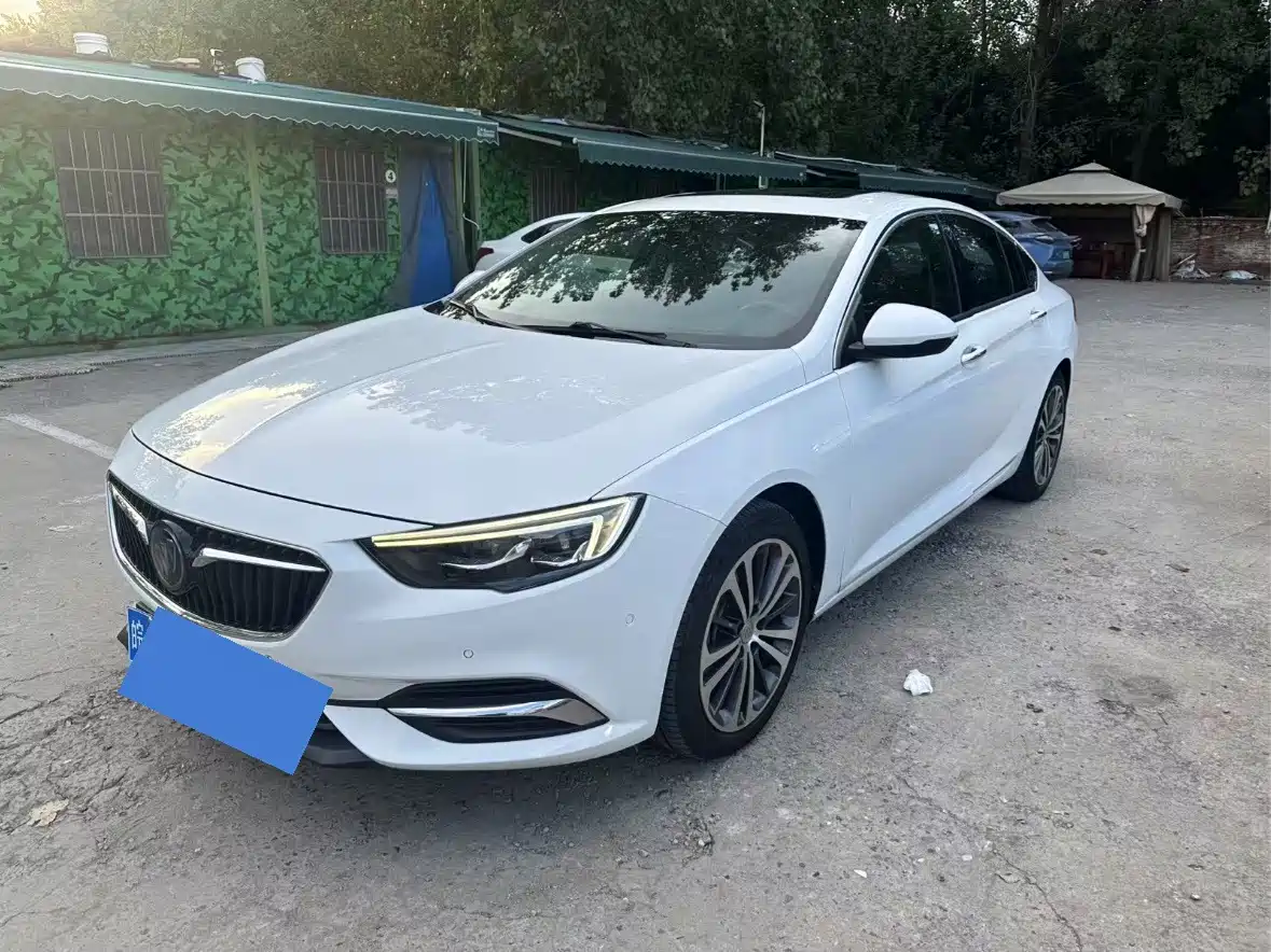 Фото 2 - Buick Regal