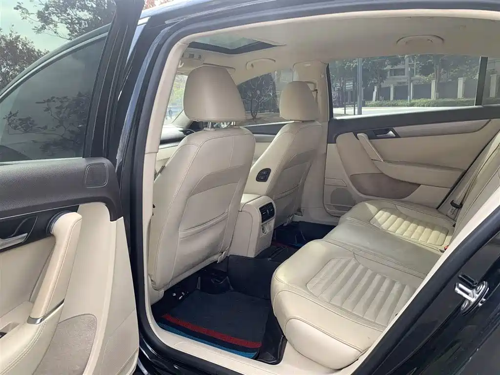 Volkswagen Magotan 2015 1.8TSI Leading фото 9