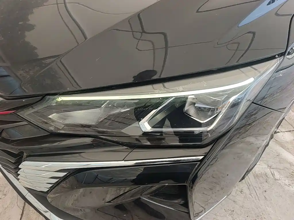 Dongfeng Aeolus Yixuan MAX 2022 2021 1.5T Super Dad Edition
