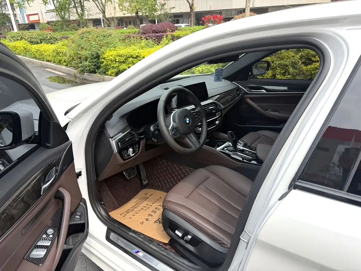 BMW 5 Series 2020 525Li M Sport Package фото 5