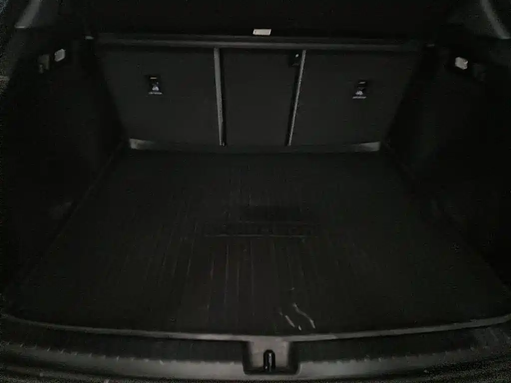 Photo 5 - Audi Q4 e-tron
