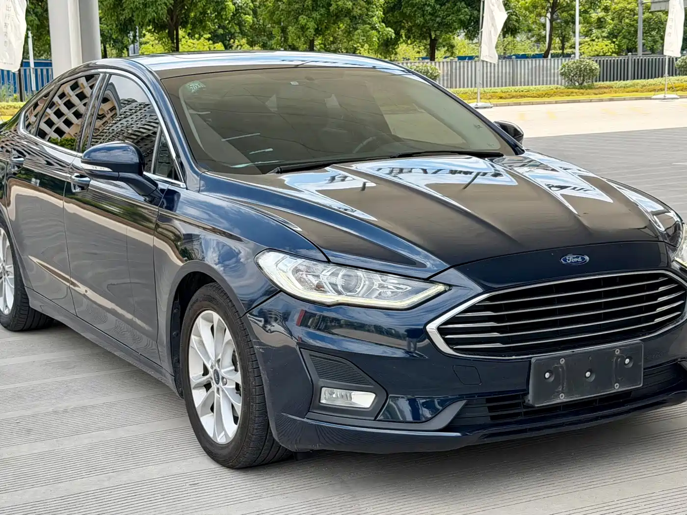 Photo 3 - Ford Mondeo