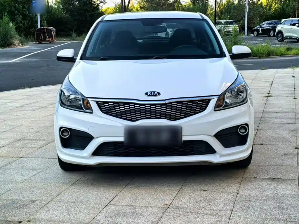 Kia K2 2017 2017 Sedan 1.4L AT GLS