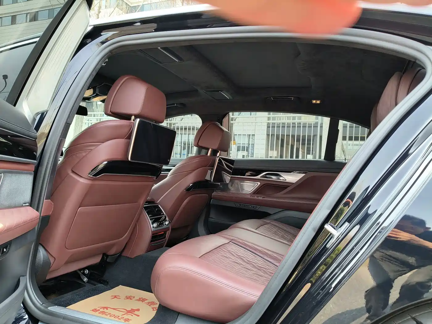 BMW 7 Series 2019 Facelift 740Li xDrive Executive M Sport Package фото 18