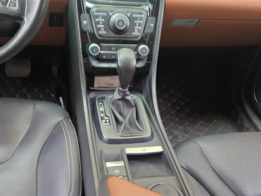 JIANGLING YUSHENG S330