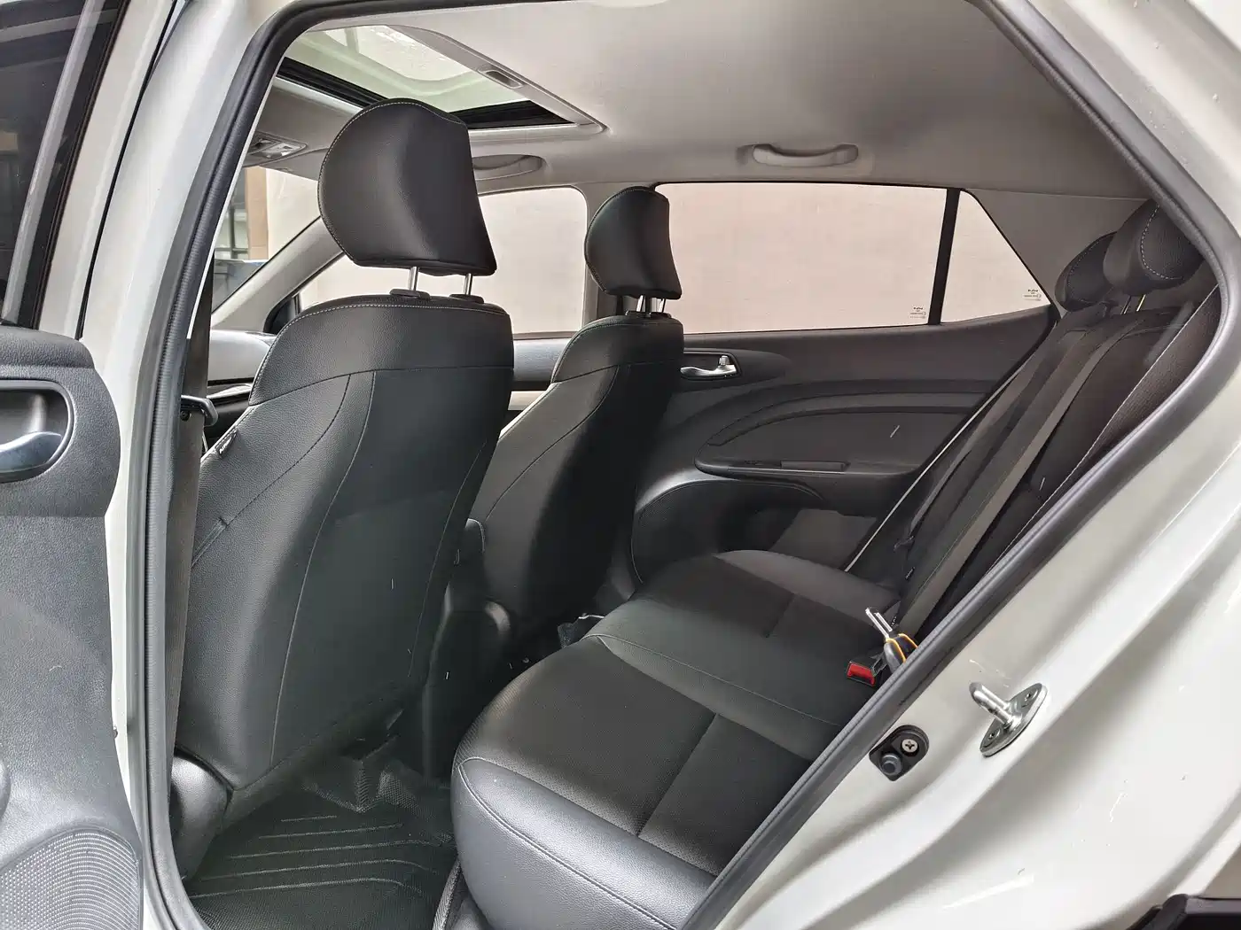 Kia KX1 2021 1.4L CVT Sunroof Version фото 12