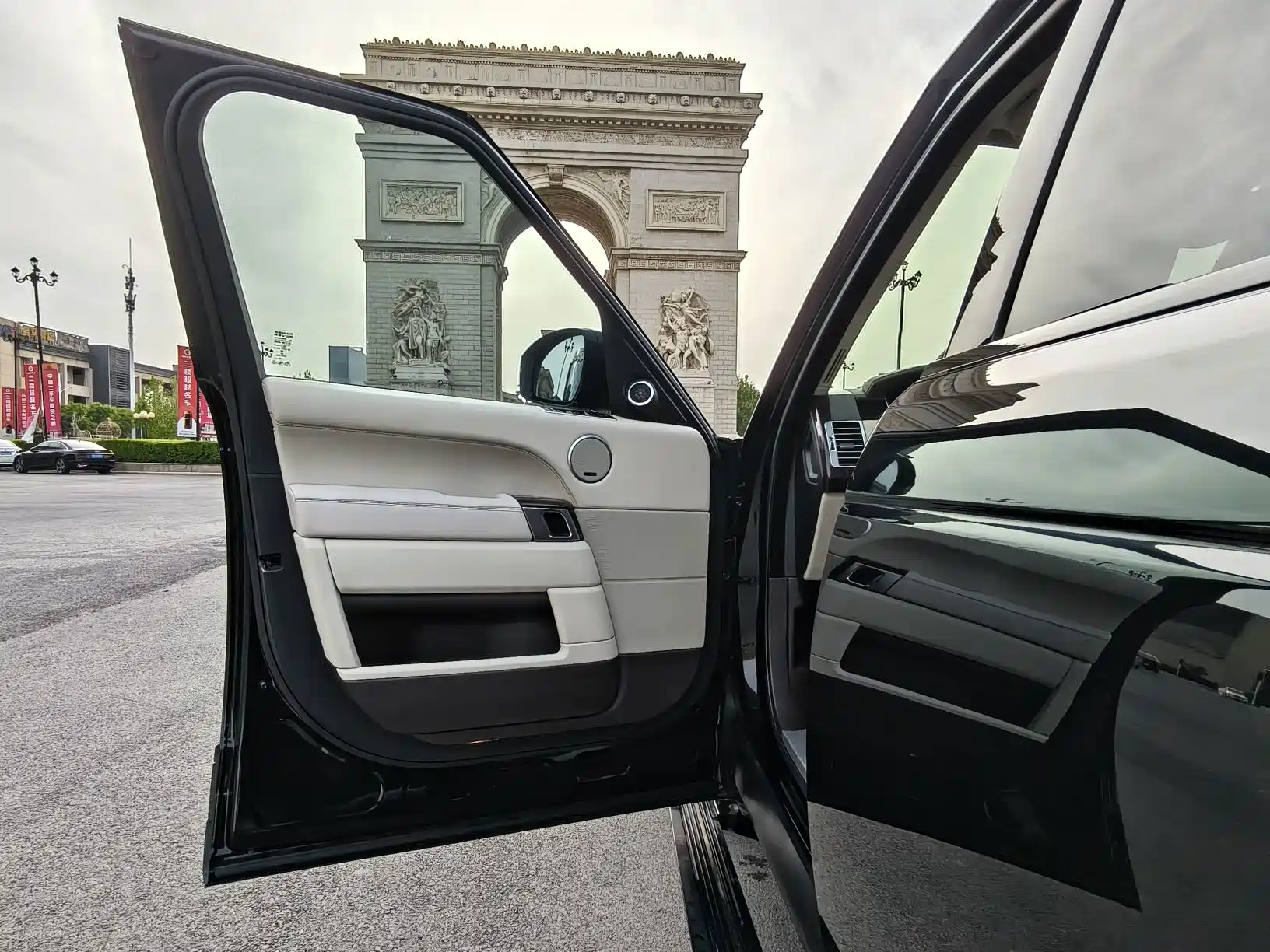 Фото 9 - Land Rover Range Rover