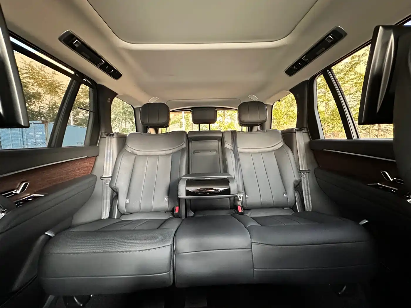 Фото 36 - Land Rover Range Rover