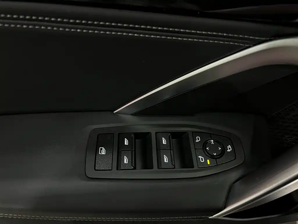 BMW X1 2023 sDrive20Li X Design Package фото 12
