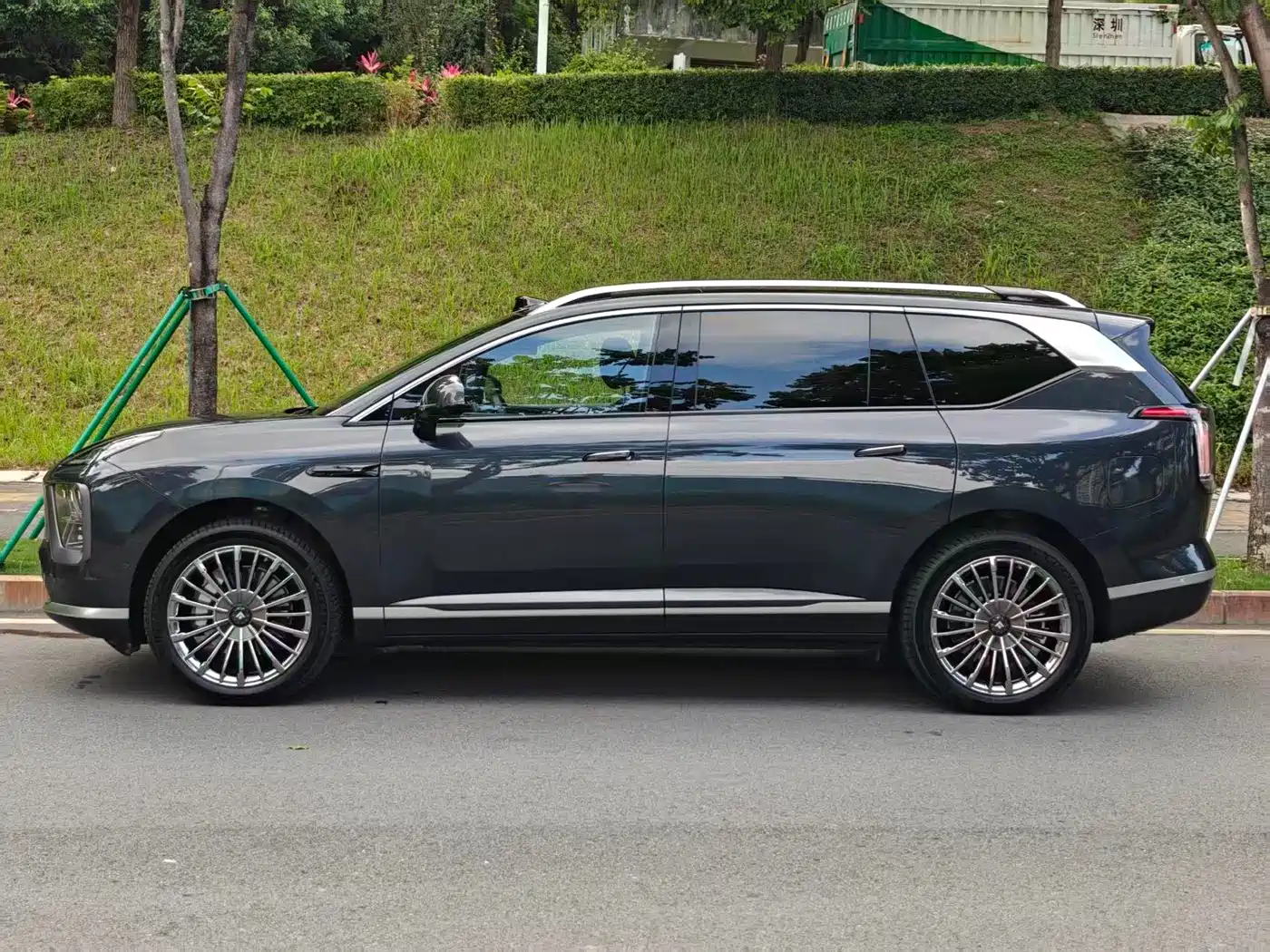 GAC Haobo Hyper HL 2025 700 Ultra 6-seater 4WD LiDAR Edition фото 3