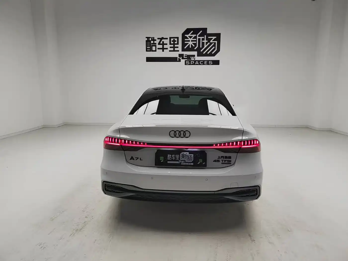 AUDI A7L