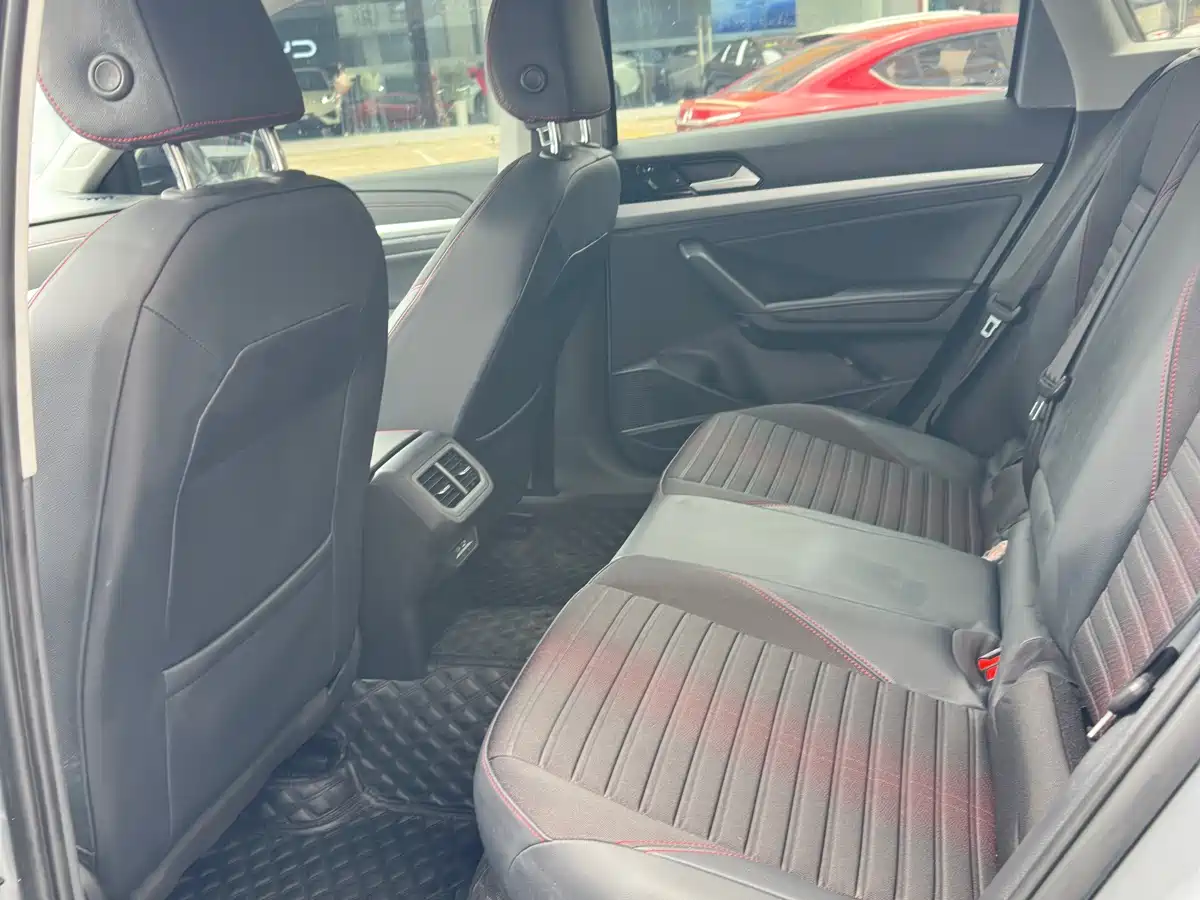 Volkswagen Lavida 2023 280TSI DSG Starlight Comfort Edition фото 8