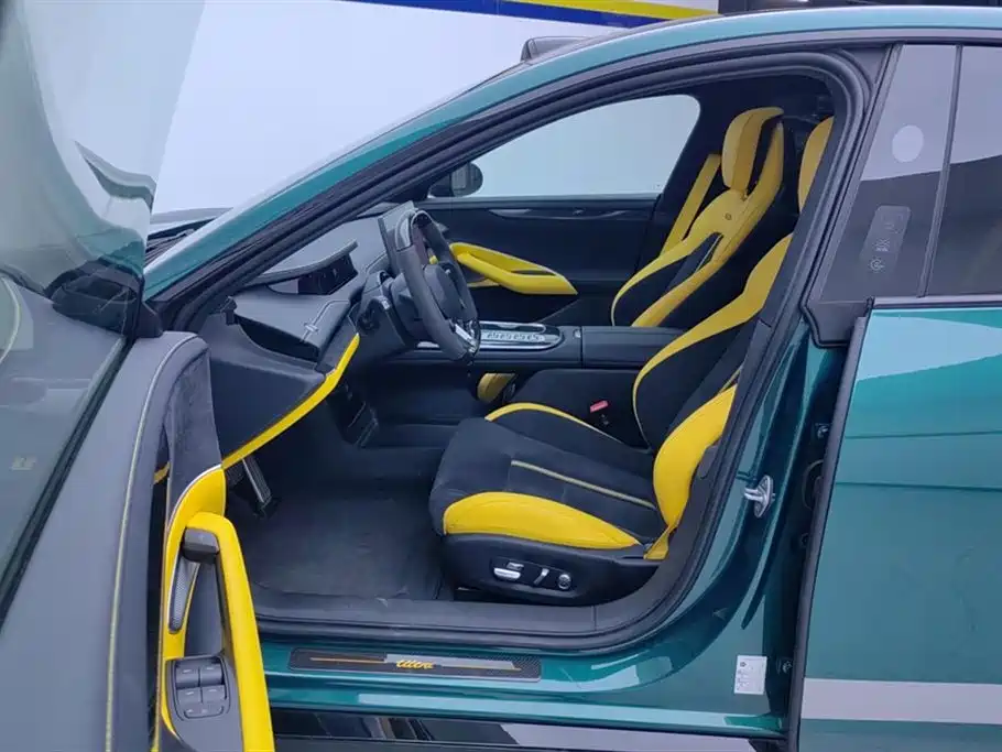 XIAOMI CAR XIAOMI SU7 ULTRA