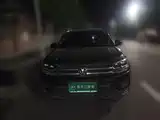 Photo 2 - Volkswagen Tharu