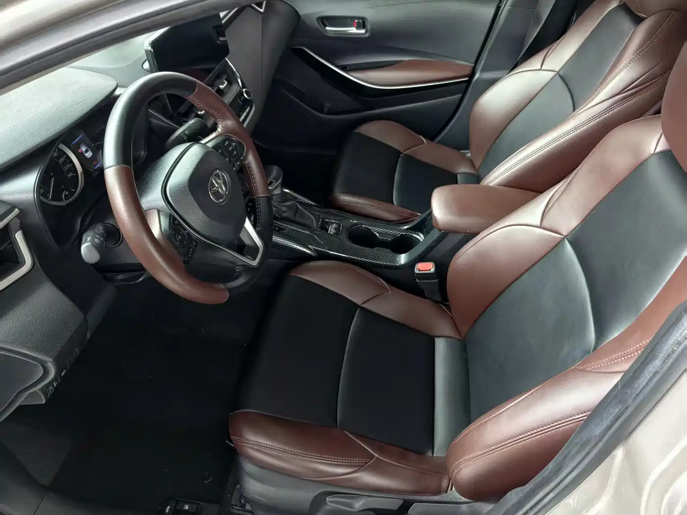 Toyota Levin GT 2023 2.0L Luxury Edition фото 4
