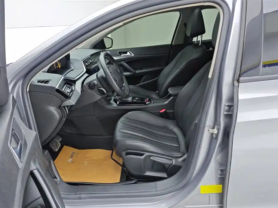 Peugeot 408 2022 1.6T Progressive Edition фото 9