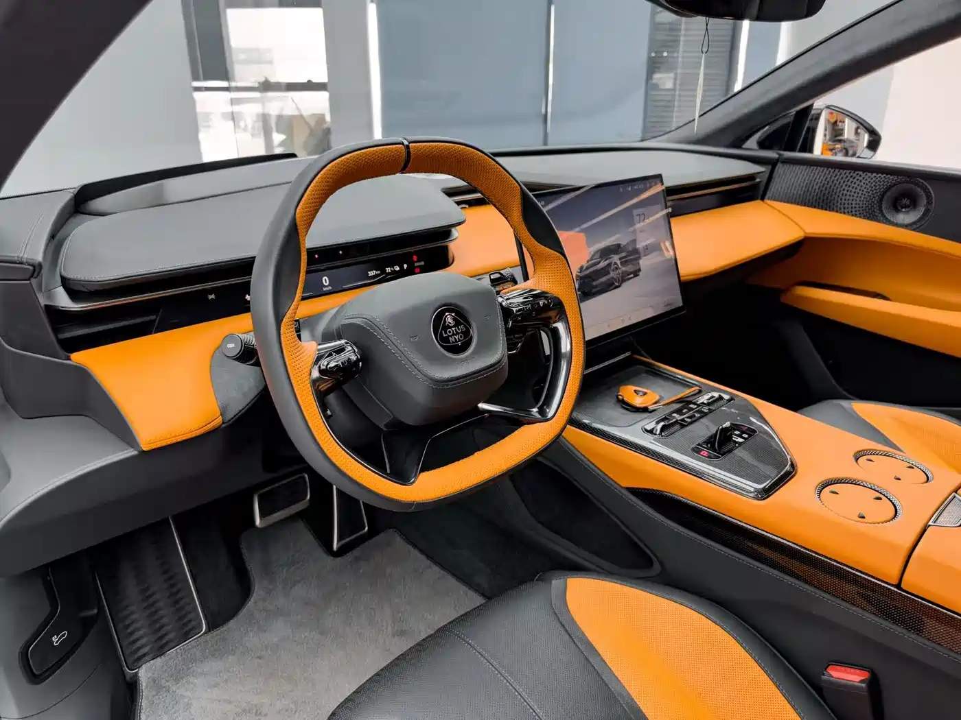 LOTUS SPORTS CAR EMEYA FLOWERS