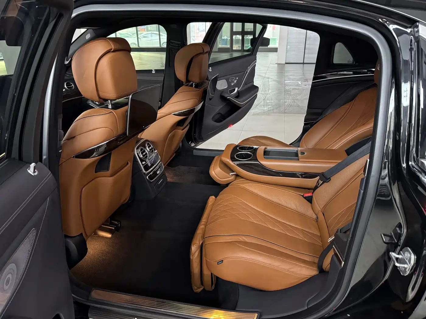 Mercedes-Benz Maybach S-Class 2020 S 450 4MATIC Collector's Edition фото 8