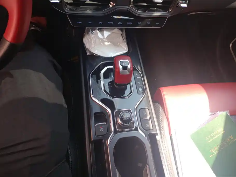 GEELY AUTOMOBILE GEELY ICON