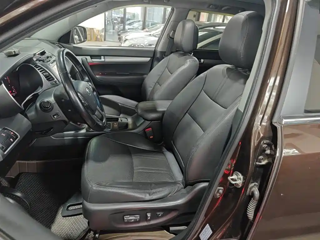 Kia Sorento 2015 2013 2.4L 5-seat Gasoline Luxury Edition