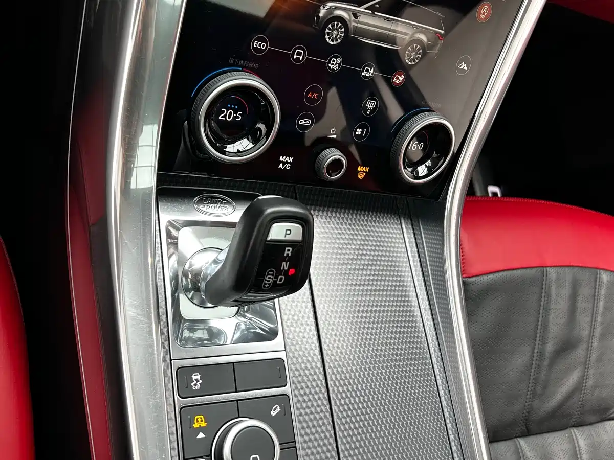 Land Rover Range Rover Sport 2020 3.0 L6 SE фото 12