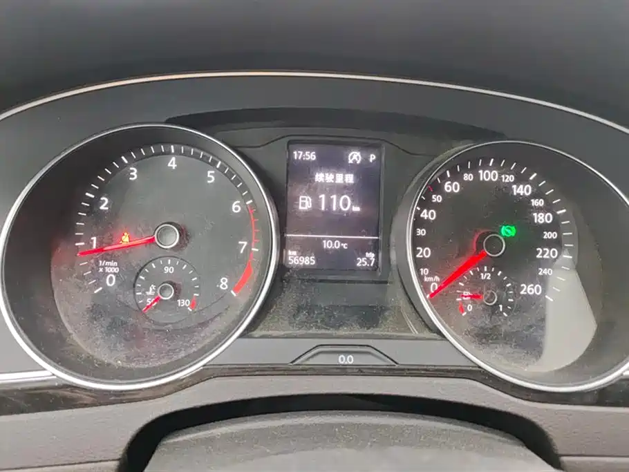 Volkswagen Magotan 2018 Facelift 330TSI DSG Luxury фото 14