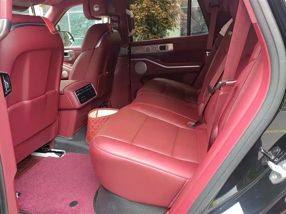 TANK TANK 700 NEW ENERGY