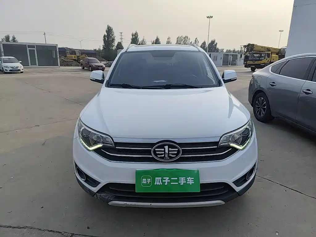 FAW Senya R7 2019 2017 Facelift 1.6L Automatic Luxury