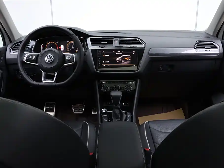 Volkswagen Tiguan L 2019 330TSI Automatic 2WD R-Line Flagship Edition China VI фото 26