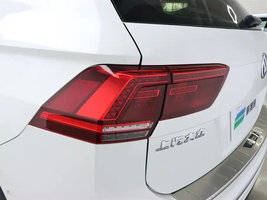 Volkswagen Tiguan L 2019 330TSI Automatic 2WD R-Line Flagship Edition China VI фото 34
