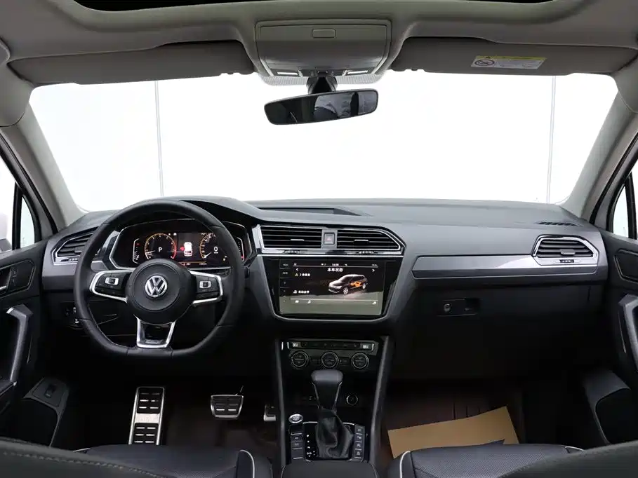 Volkswagen Tiguan L 2019 330TSI Automatic 2WD R-Line Flagship Edition China VI фото 21