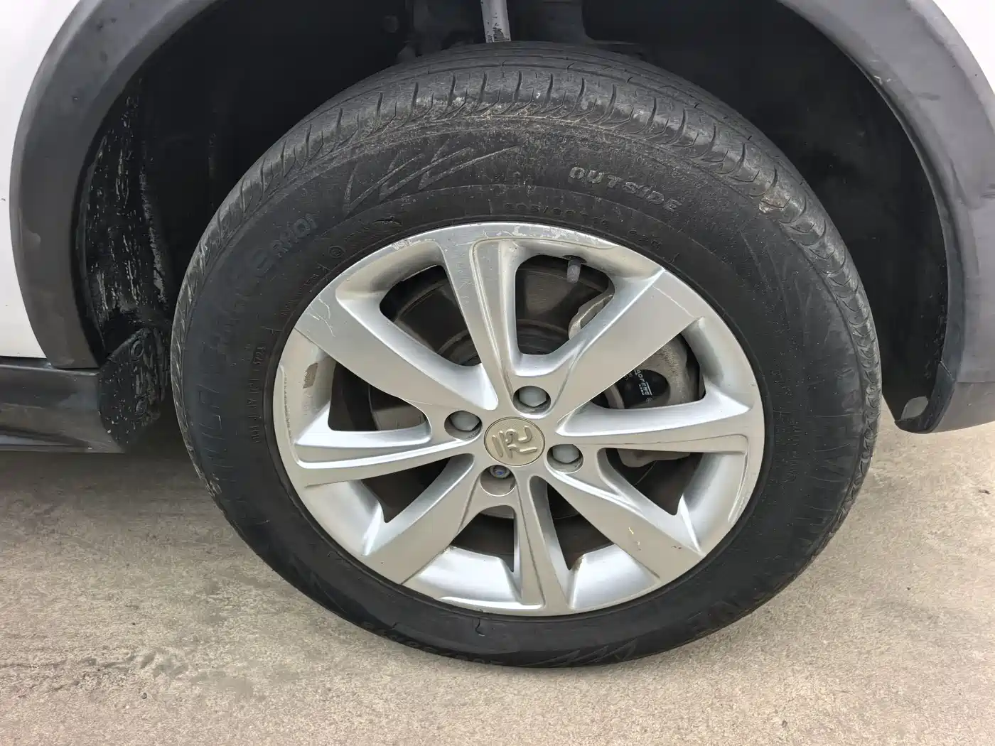 BYD Yuan New Energy 2019 EV360 Smart Connected Premium фото 7