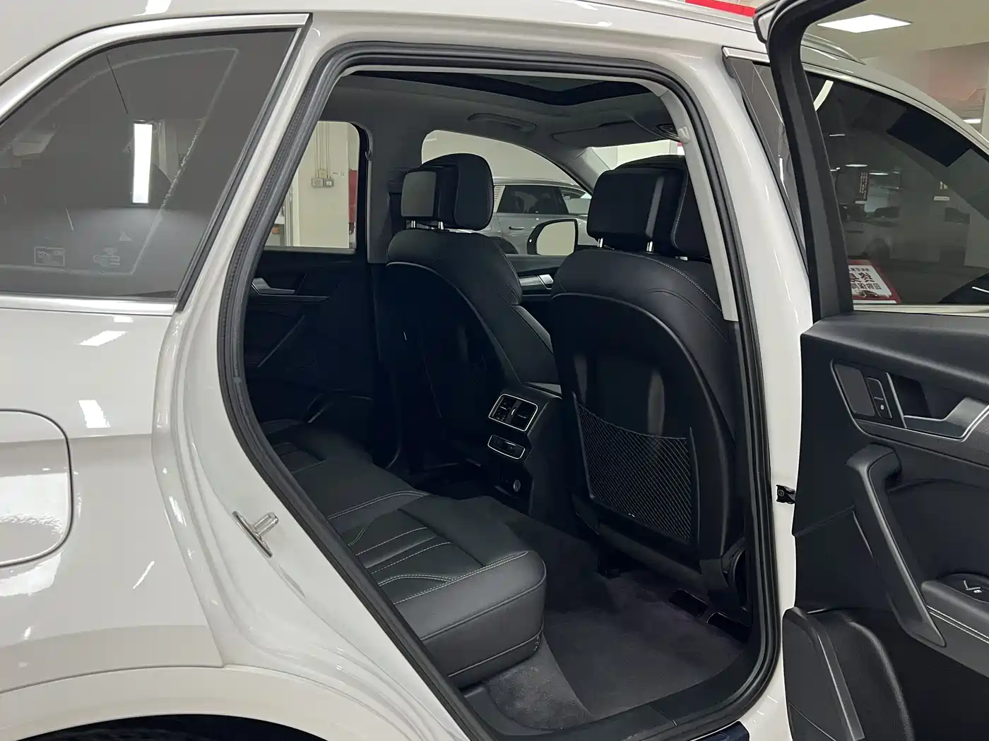 Audi Q5L 2022 Facelift 40T Luxury Dynamic фото 13