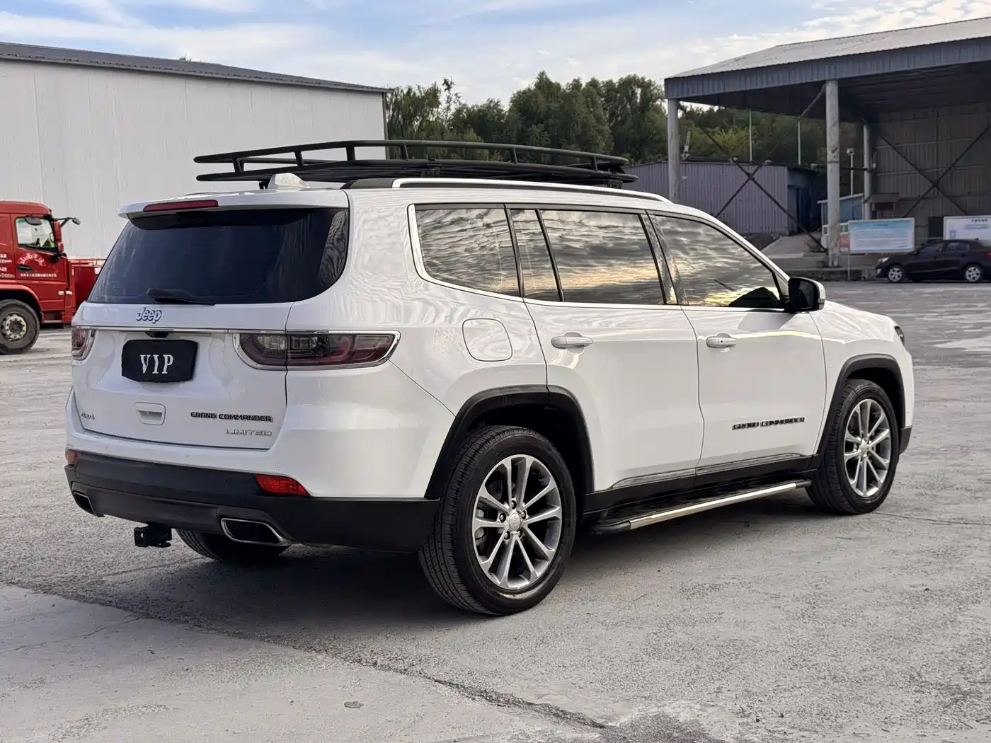 Jeep Grand Commander 2019 2018 2.0T AWD Premium Navigation Edition (China V)