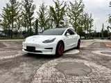 Фото 1 - Tesla Model 3