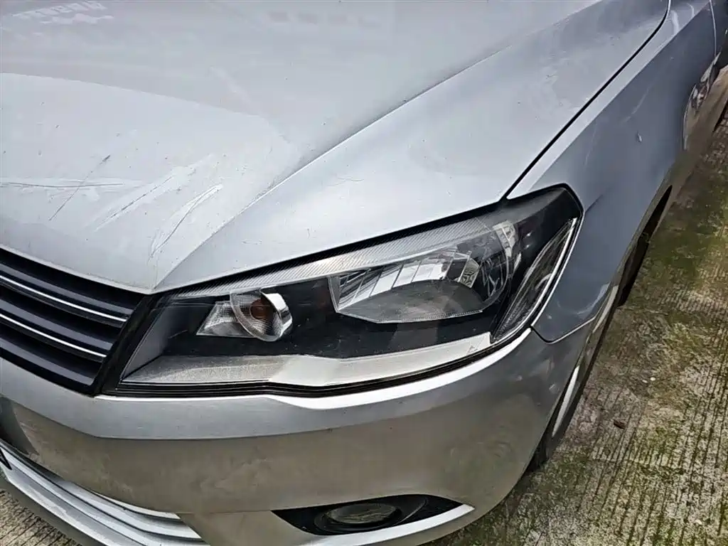 Volkswagen Jetta 2015 1.6L Manual Comfort фото 24