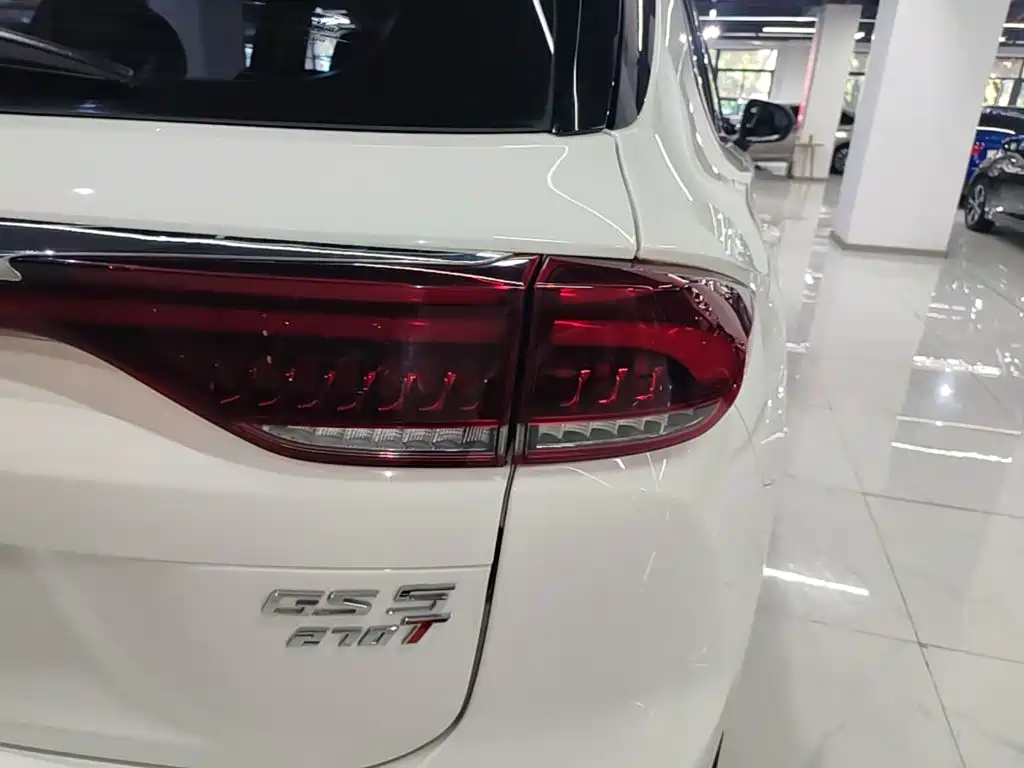 GAC Trumpchi Trumpchi GS5 2021 2021 Advanced 270T Tech Zhiling Edition