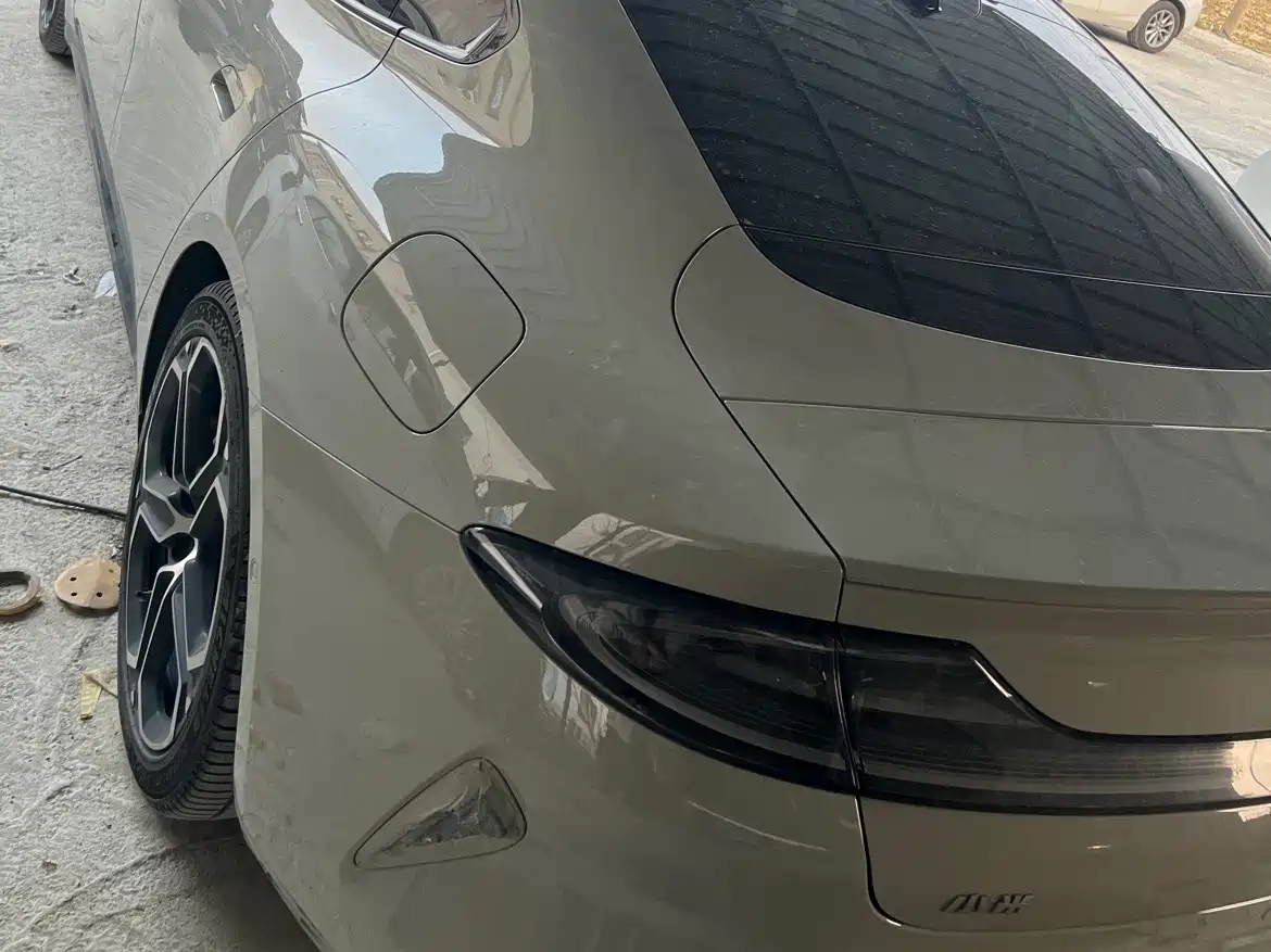 XIAOMI CAR XIAOMI SU7