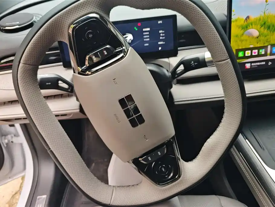 GEELY GALAXY GALAXY SPARKLE 8