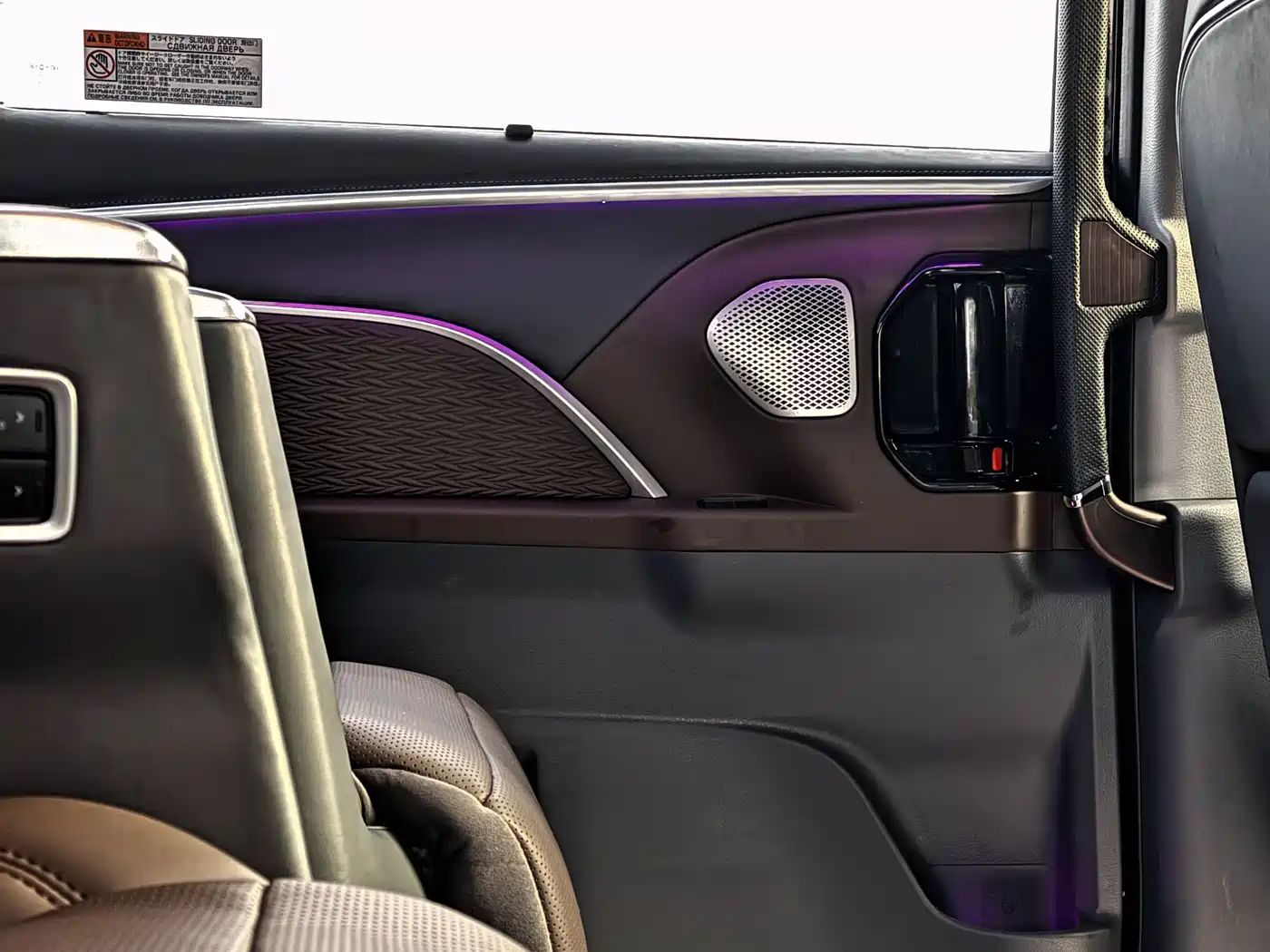 Toyota Sienna 2024 2.5L Hybrid Comfort Edition фото 17