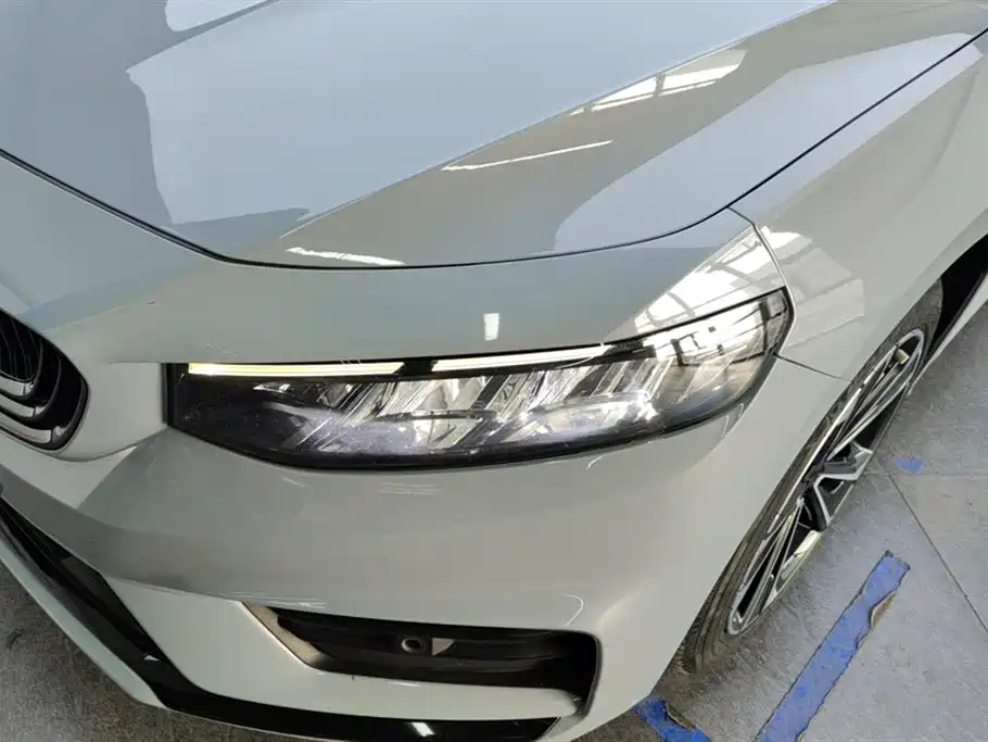 GEELY AUTOMOBILE XINGRUI