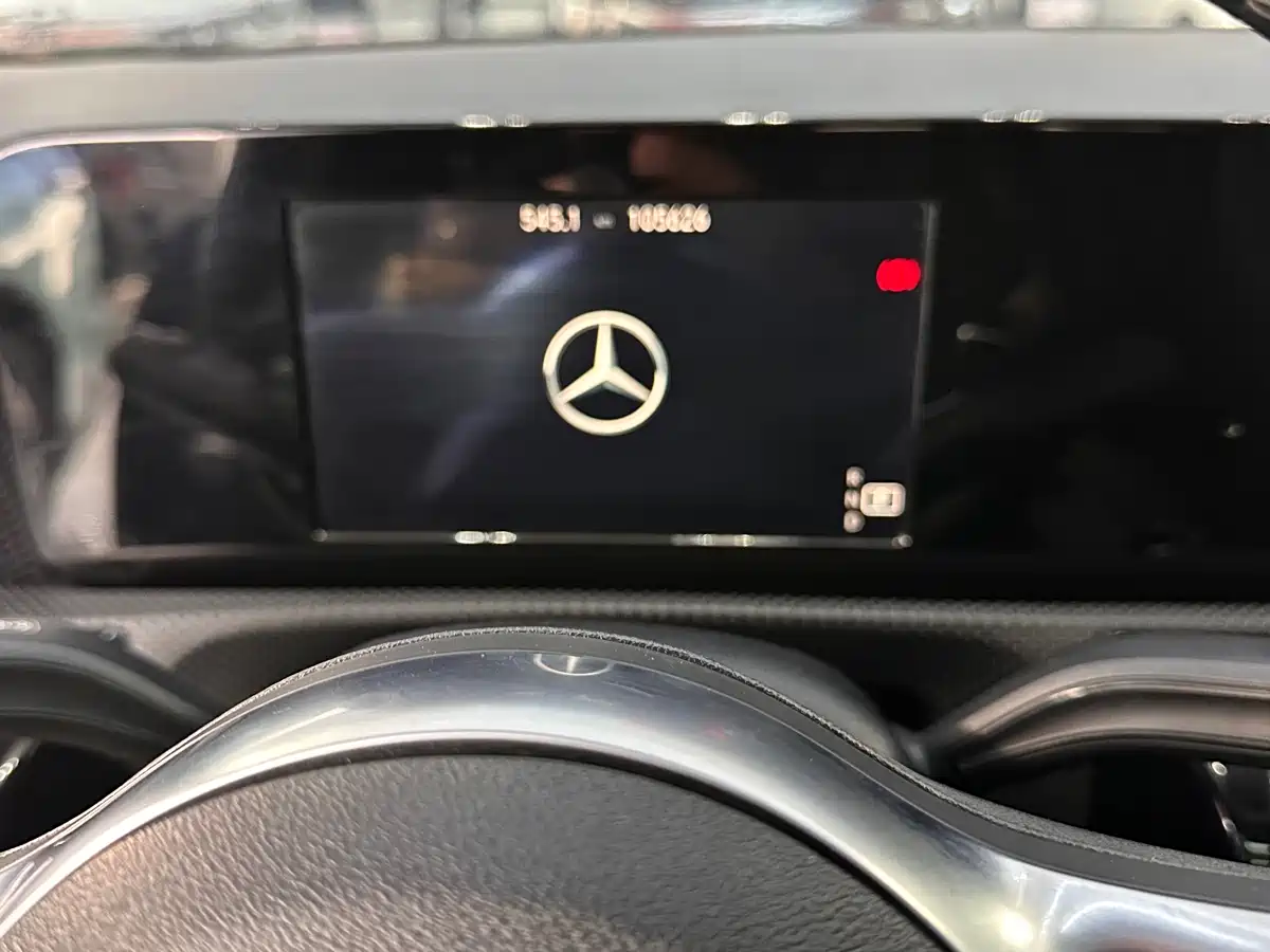 Mercedes-Benz A-Class 2019 A 180 L Sport Sedan фото 6