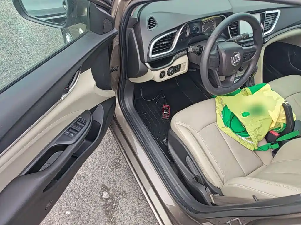 Фото 16 - Buick Excelle