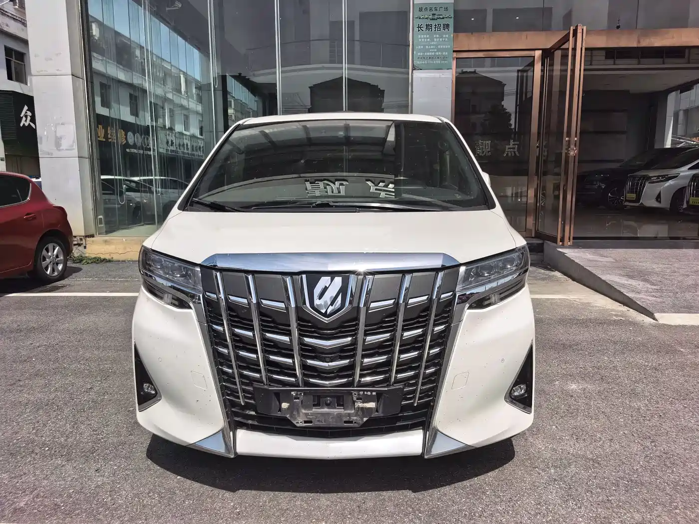 Toyota Alphard 2018 Facelift 3.5L Premium Edition фото 3