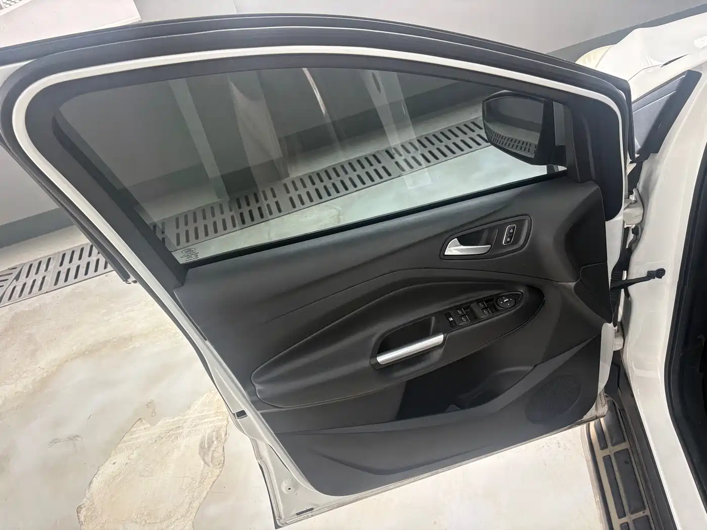 Фото 10 - Ford Kuga