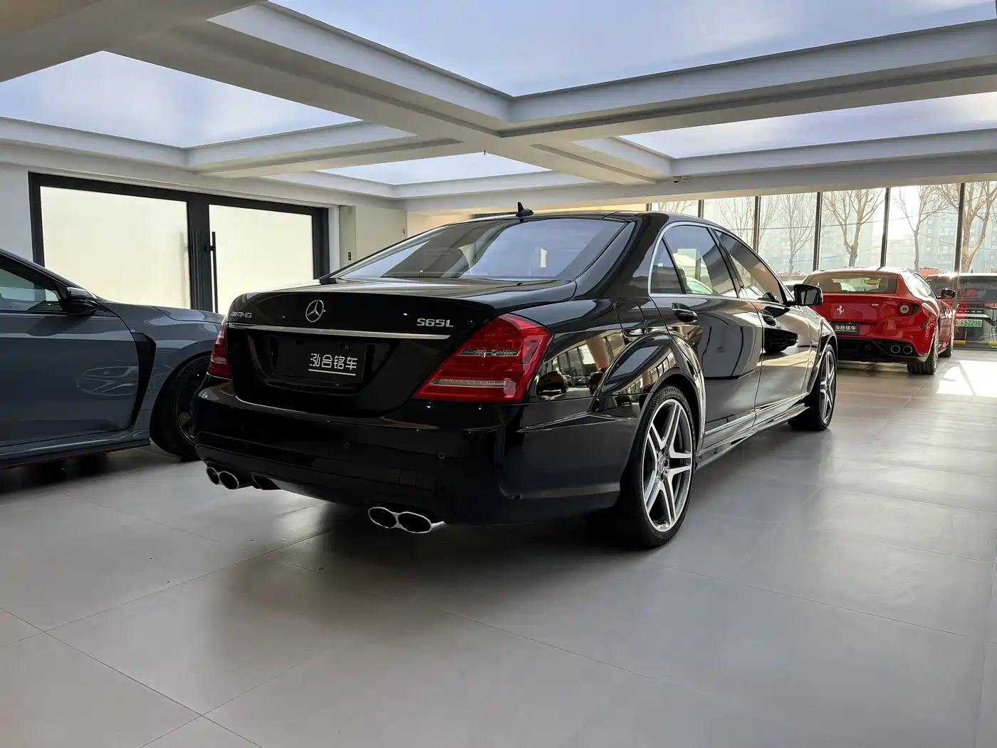 Mercedes-Benz S-Class AMG 2010 AMG S 65 фото 16